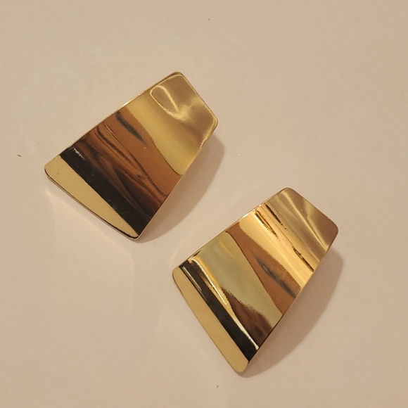 Goldtone Geometric Shaped Pierced Earrings - Picture 1 of 5